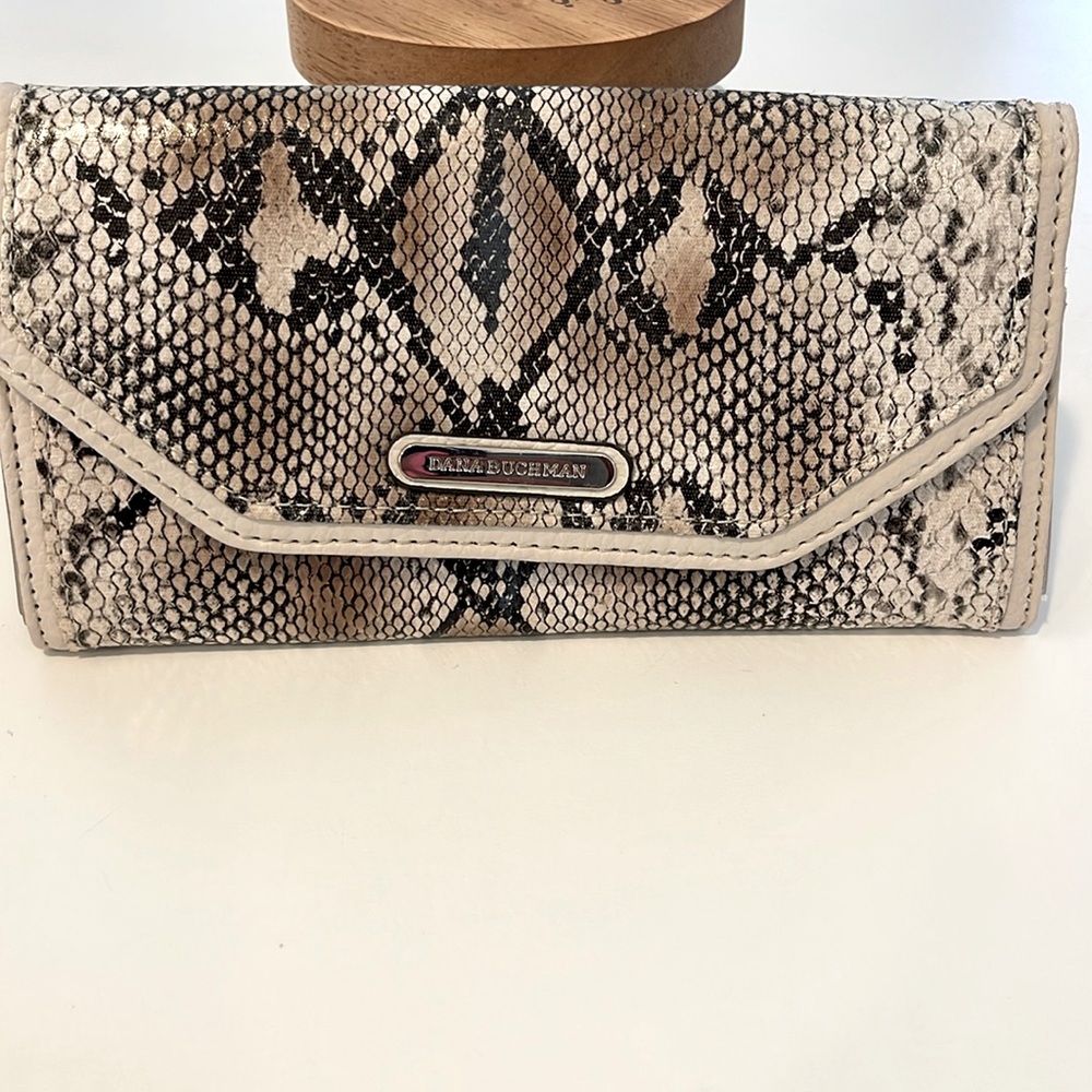 Dana Bachman Reptile Print Wallet New w/o tags Never carried